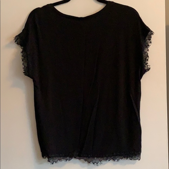 Black top size L with lace accents - Picture 3 of 3